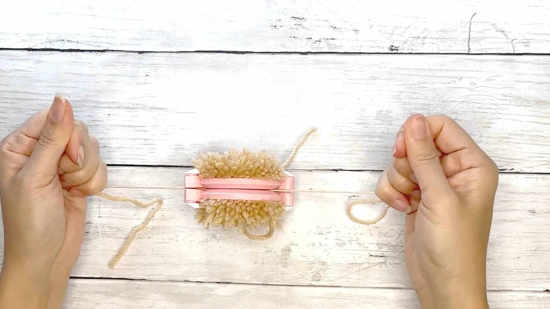 pompom maker