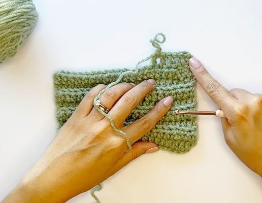 How to crochet straight edges 