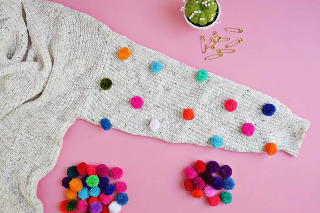 pom pom clothing