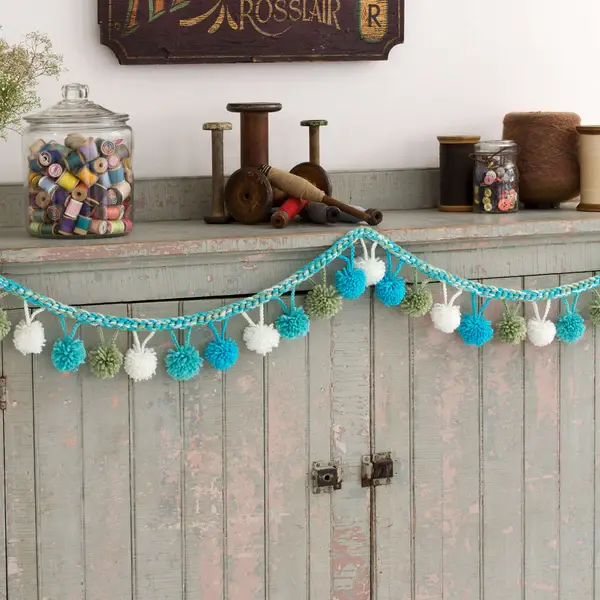 pom pom garland
