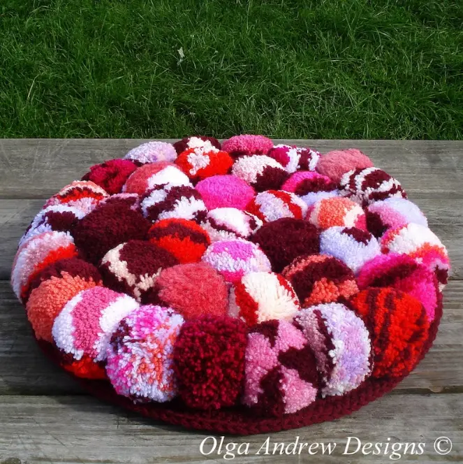 pom pom rug