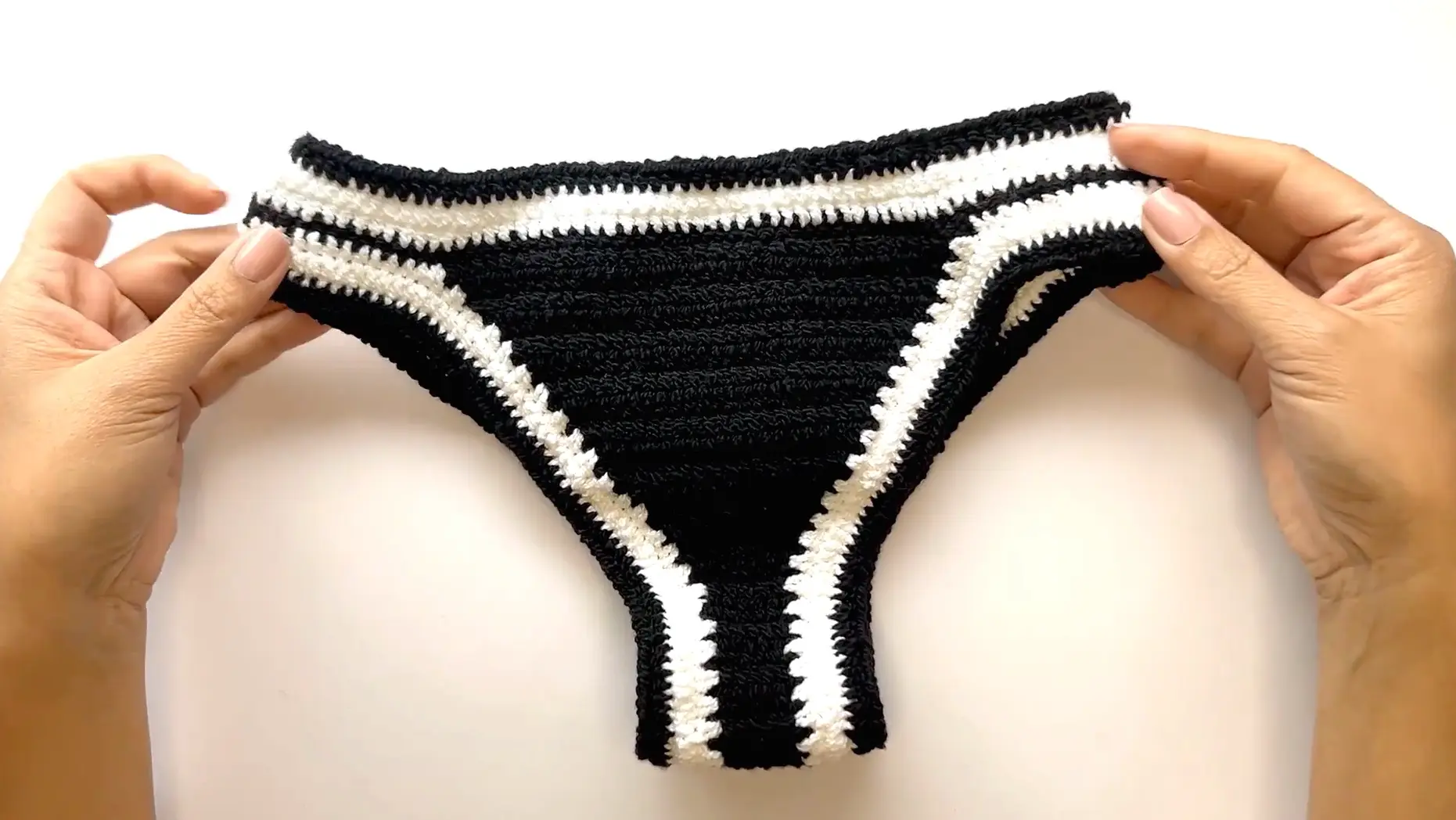 crochet penelope bikini bottom